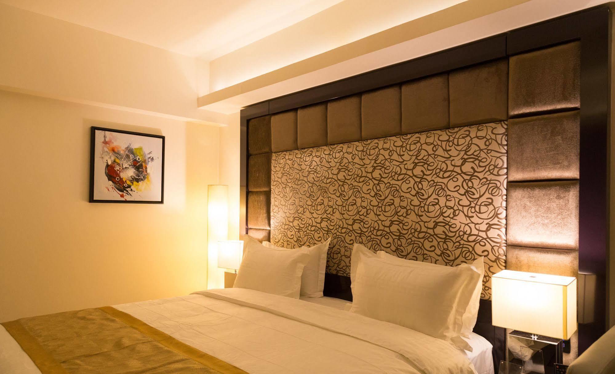 Hotel Oxina Lygon Tiruchirappalli Exterior photo
